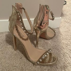 Venus embellished gold heels. Size 10, never worn. Heel size around 4.75 inches